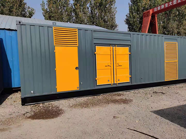 聂荣300kw 柴油发电机组用多大的空气开关？